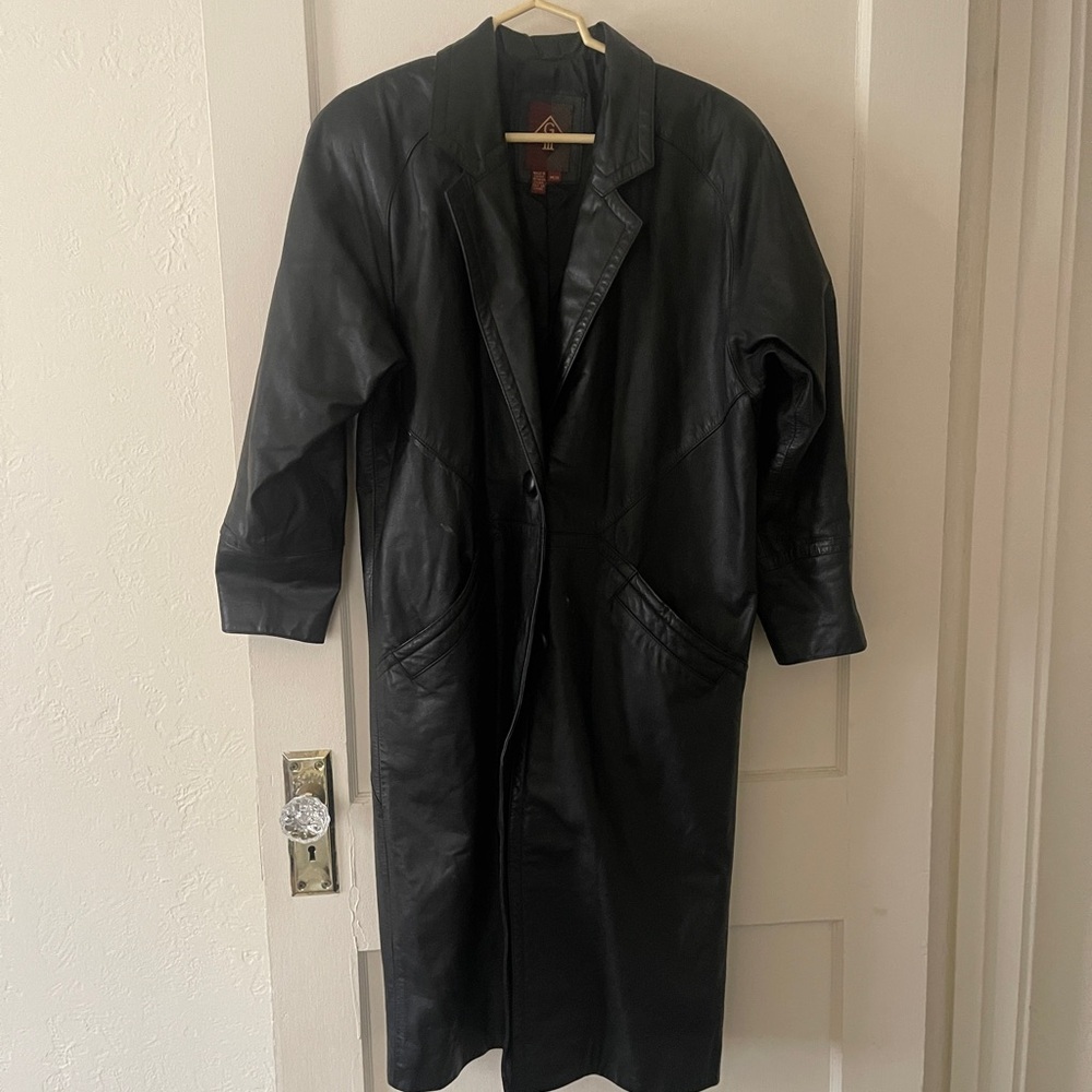 Vintage Black Leather Men's trench coat Gemini leather timeless sleek retro M